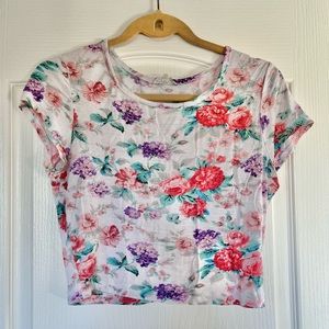 Floral cropped t-shirt